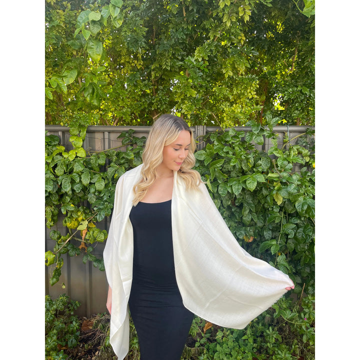 Scarves Australia Apparel & Accessories Off White Luxury Stole - Pure Cashmere Premium Grade